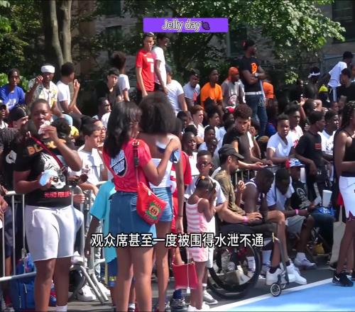 帥氣的上籃和這該死的氛圍，誰能不愛！