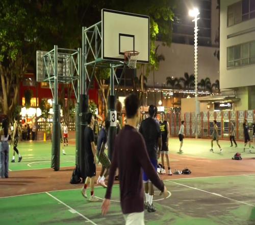 真强啊!网红篮球小哥在香港打野球单打无人能防!