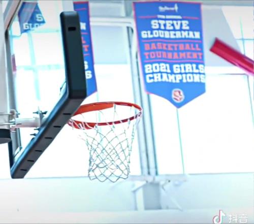 巔峰大帝是NBA近70年技能包最多的中鋒之一