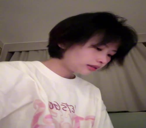 失恋了难过吗广东啦啦队小姐姐哭的很让人心疼啊