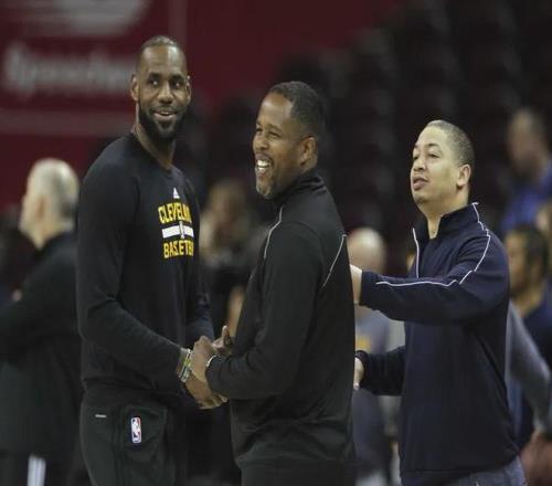 NBA反賭掃黑！楊翰森一覺起來主教練沒了
