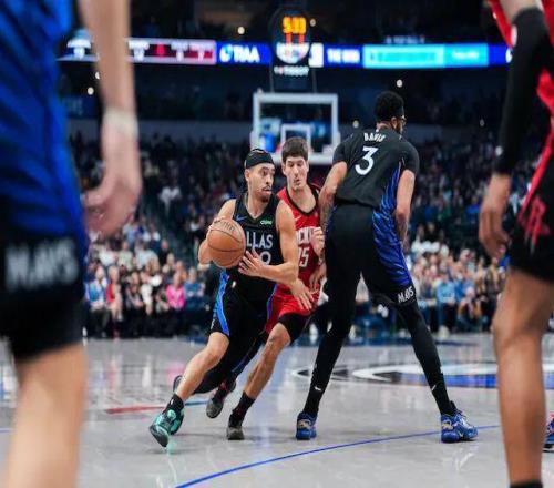 試訓20支球隊，落選，成為NBA新秀助攻王