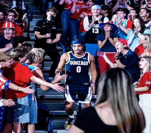 試訓20支球隊，落選，成為NBA新秀助攻王