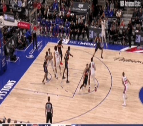 三巨頭走了倆，聯(lián)盟笑柄卻起飛了