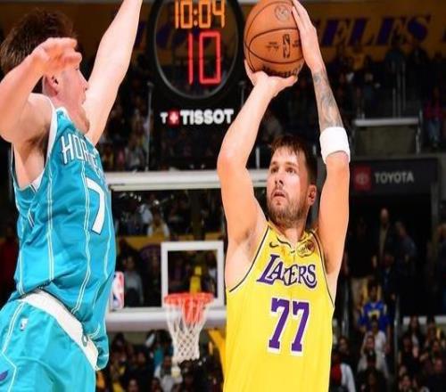 ESPN：東契奇因左腹股溝不適缺席明日戰(zhàn)開拓者