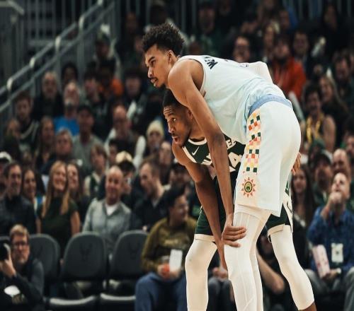 場均33.8分12板6助，連破NBA歷史紀錄！獨木難支，球隊該放你走了