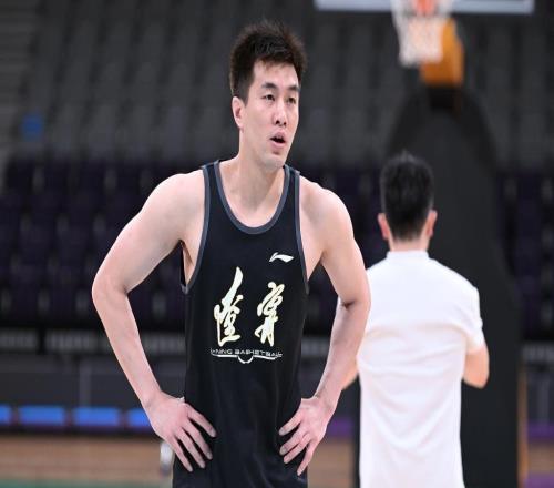 國(guó)內(nèi)球員交易達(dá)48人次，CBA史上最熱轉(zhuǎn)會(huì)潮背后的故事