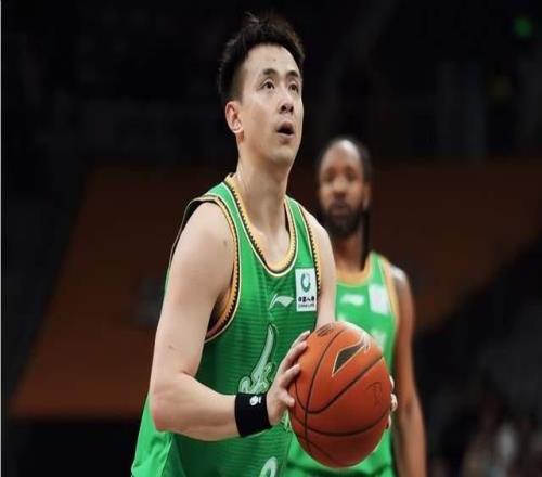 當(dāng)高詩巖主導(dǎo)了遼魯大戰(zhàn)的勝負(fù)，趙繼偉還有必要入選國家隊(duì)嗎