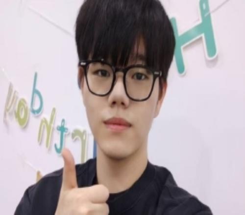 IG上單Soboro更新動(dòng)態(tài)：謝謝大家，happybirthdaytome