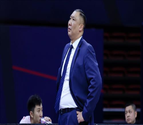 再次出山曝王晗重返CBA執教，有望加盟新疆男籃