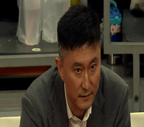 廣東宏遠(yuǎn)隊(duì)8連勝戛然而止！薩姆納空砍35+5+4，胡明軒9中3拖后腿