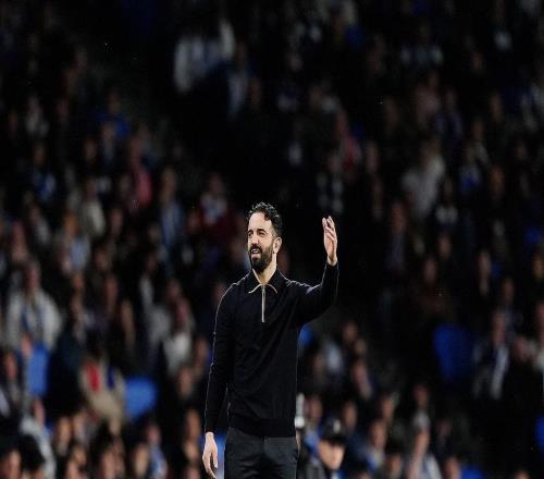 阿莫林“下課”，曼聯(lián)尋找新主帥