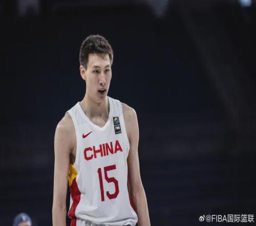 炸裂！預(yù)測NBA首輪第12順位！中國男籃未來第一防守大閘