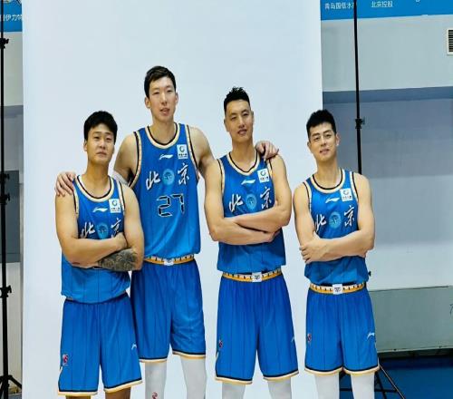 拒絕加盟北京隊曾凡博下家仍未確定，廣東隊成最大贏(yíng)家！