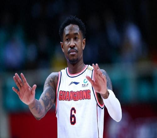 無人問津！廣東宏遠功勛外援失業(yè)了，面臨退役