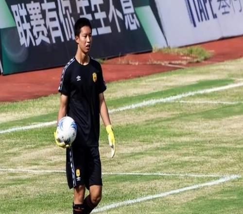 下一個王大雷！19歲門將中甲帶2隊沖超：又拿下全運會冠軍！