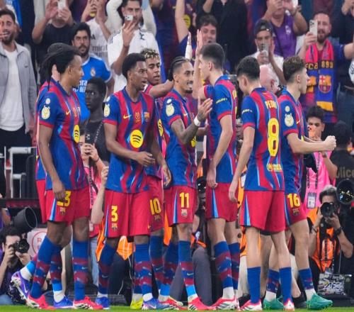 決賽3殺皇馬！弗里克神了：締造隊史神跡，10連勝太瘋狂