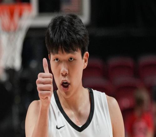 克林根：楊瀚森的腳步和終結(jié)都是一流，需要適應(yīng)NBA的節(jié)奏