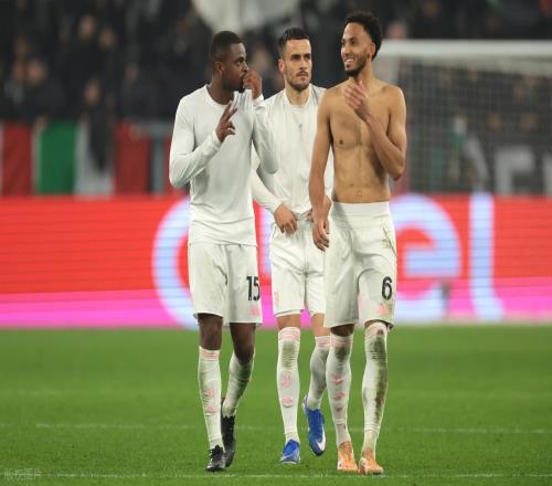 尤文圖斯勝羅馬，孔塞桑首開(kāi)紀錄，奧彭達聯(lián)賽首球，積分逼近榜首