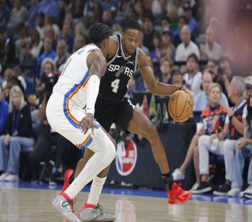 馬刺3殺雷霆！文班19+11！一戰(zhàn)認(rèn)清5個現(xiàn)實：雷霆從寵兒淪為棄子