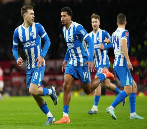 12！謝什科連場破門曼聯(lián)4場不勝+足總杯出局賽季只剩單線作戰(zhàn)