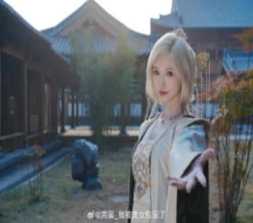 《完蛋2》官方发布女角色剧照：让公主陪你度过9月最后一天叭