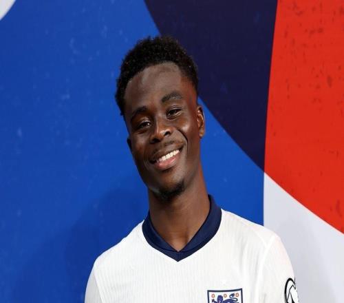 首開(kāi)記錄，薩卡當(dāng)選與塞爾維亞一役英格蘭隊(duì)內(nèi)最佳球員