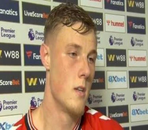 桑德蘭后衛(wèi)巴拉德：我們拼到了最后，知道要在定位球抓住機會