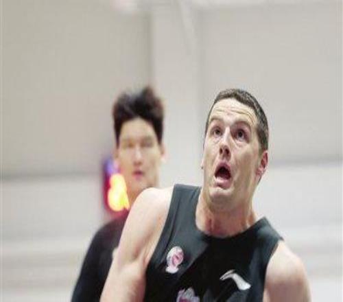 天津男籃全力備戰(zhàn)新賽季