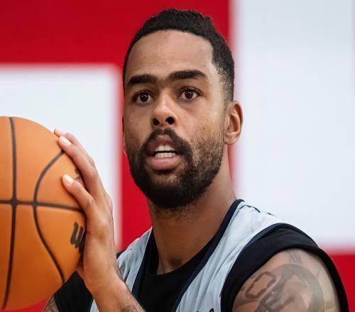 年薪降到568萬(wàn)，依舊沒(méi)有緊迫感！外媒：拉塞爾存在消極訓(xùn)練行為