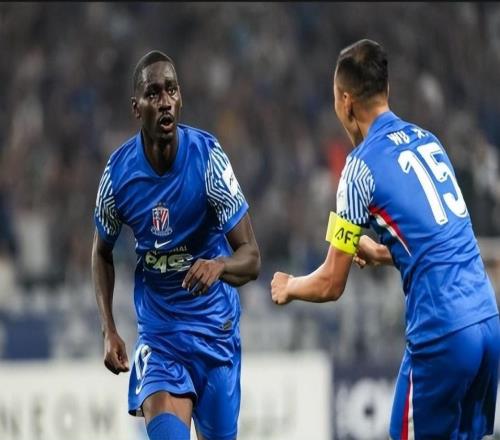 一場(chǎng)1：3驗(yàn)出申花大水貨，身價(jià)昂貴卻難堪大任，必須把他清洗離隊(duì)