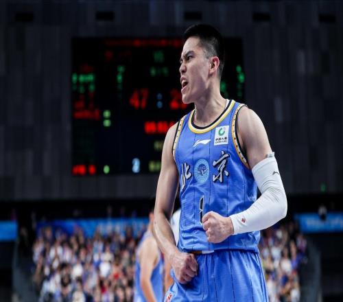 又是4中1！傷病坑苦周琦隊友，北京5分險勝黑馬隊，沒趙睿真不行