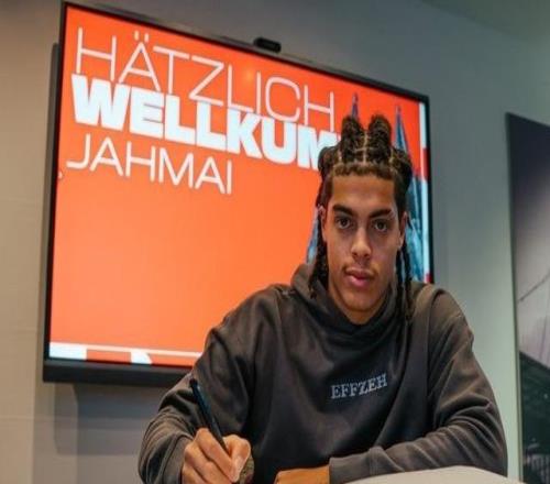 官方：曼城20歲中衛(wèi)辛普森普西租借加盟科隆