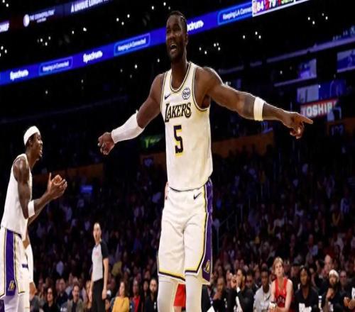 單場(chǎng)25分+13板+100%命中率有多難現(xiàn)役僅6人做到，一超巨砍40+30