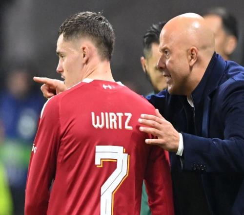 維爾茨遭反向夸贊！利物浦1億先生“不吭聲+不躲球”成唯一亮點