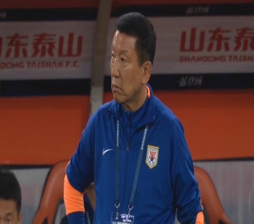 16国安、01申花、11海牛！泰山3轮不胜，场边崔康熙脸色铁青
