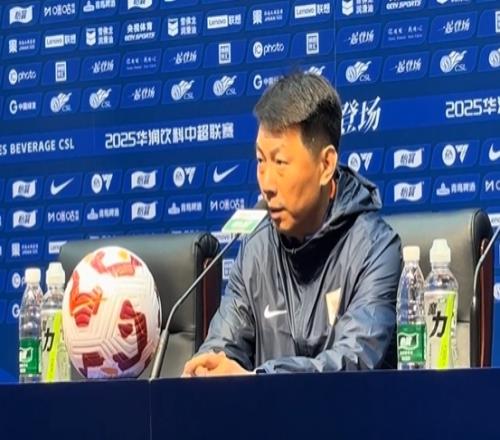 崔康熙血压高缺席赛后！泰山领队：崔导因为血压问题，由我来代替