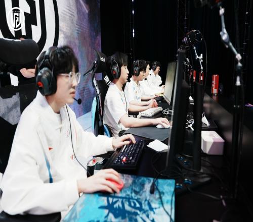 LGD确定晋级骑士之路!将携手EDG与登峰组后6名争夺季后赛名额!