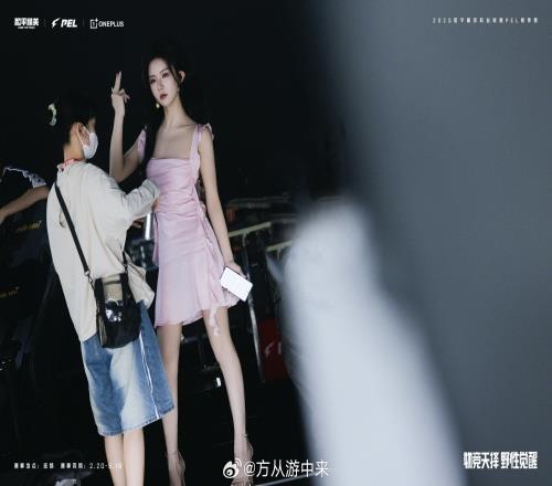 解说方游晒照:想买束花给你可路口的花没开