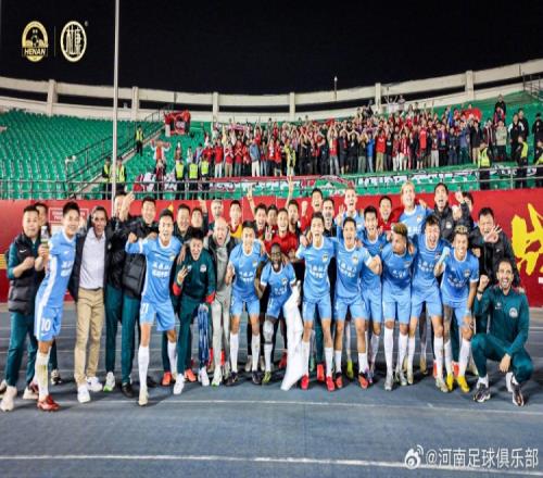 河南俱樂部酒祖杜康10長春亞泰邁達(dá)納助攻鐘義浩破門