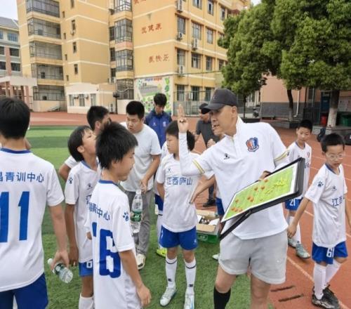 關于2025年江西廬山U9U10U11U12U13U15U17梯隊試訓的通知