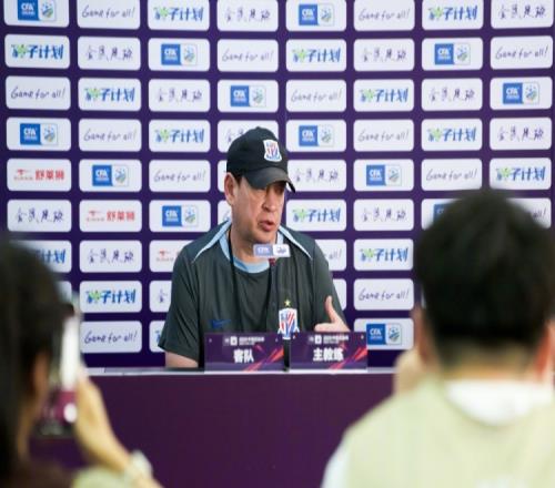 斯盧茨基：每項賽事都以爭勝為目標(biāo)，我們沒有過多變化和特殊安排