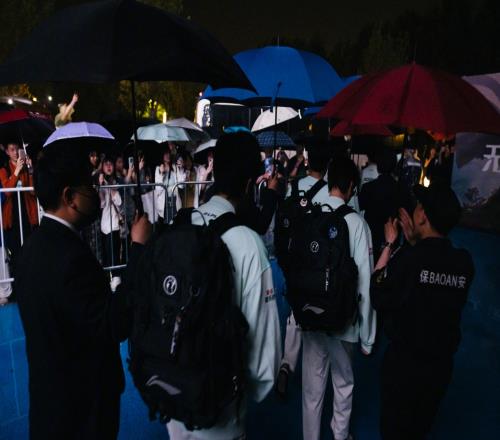 全神班全神人班！从今天的表现来看，吧友们觉得iG对阵FPX有胜算吗
