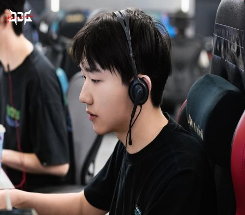 被熬老头了Missing越打越萎靡，Bo5最后两局打出012