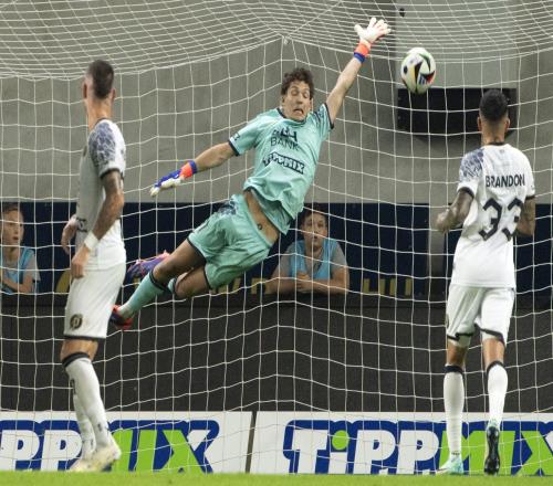 TA：利物浦接近150萬鎊簽匈牙利年輕門將佩齊，他新賽季在U21效力