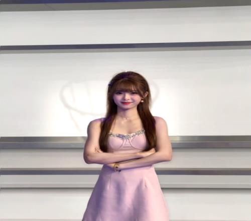 主持泱泱晒照:第一次NBA总决赛接下来让我们在msiewc继续见面吧!