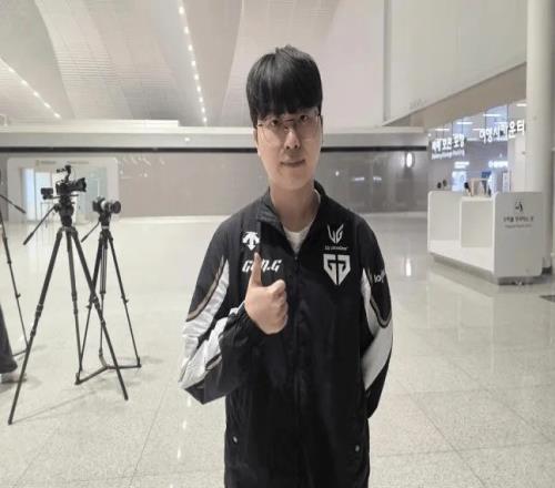 Kiin：歐美戰(zhàn)隊(duì)打法風(fēng)格和英雄選擇更加多樣化，我對(duì)此很期待