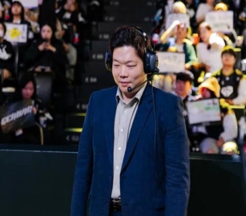 KIM監(jiān)督：凌晨2點才出機場選手們都很困版本沒有大變化