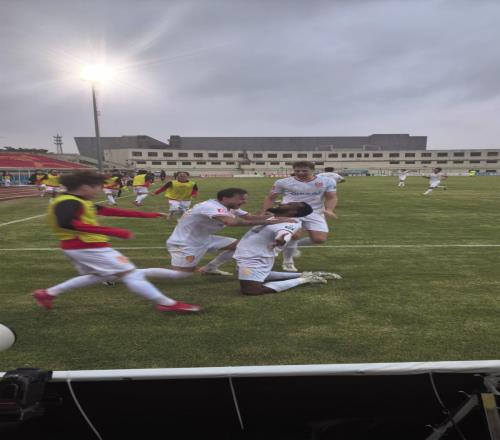 重慶銅梁龍2：0戰勝上海嘉定匯龍，重慶足球時(shí)隔1265天重回中超