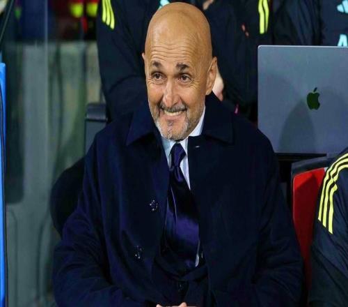 意甲三分制時(shí)代，斯帕萊蒂是第二位率隊(duì)參加過三大德比的主帥